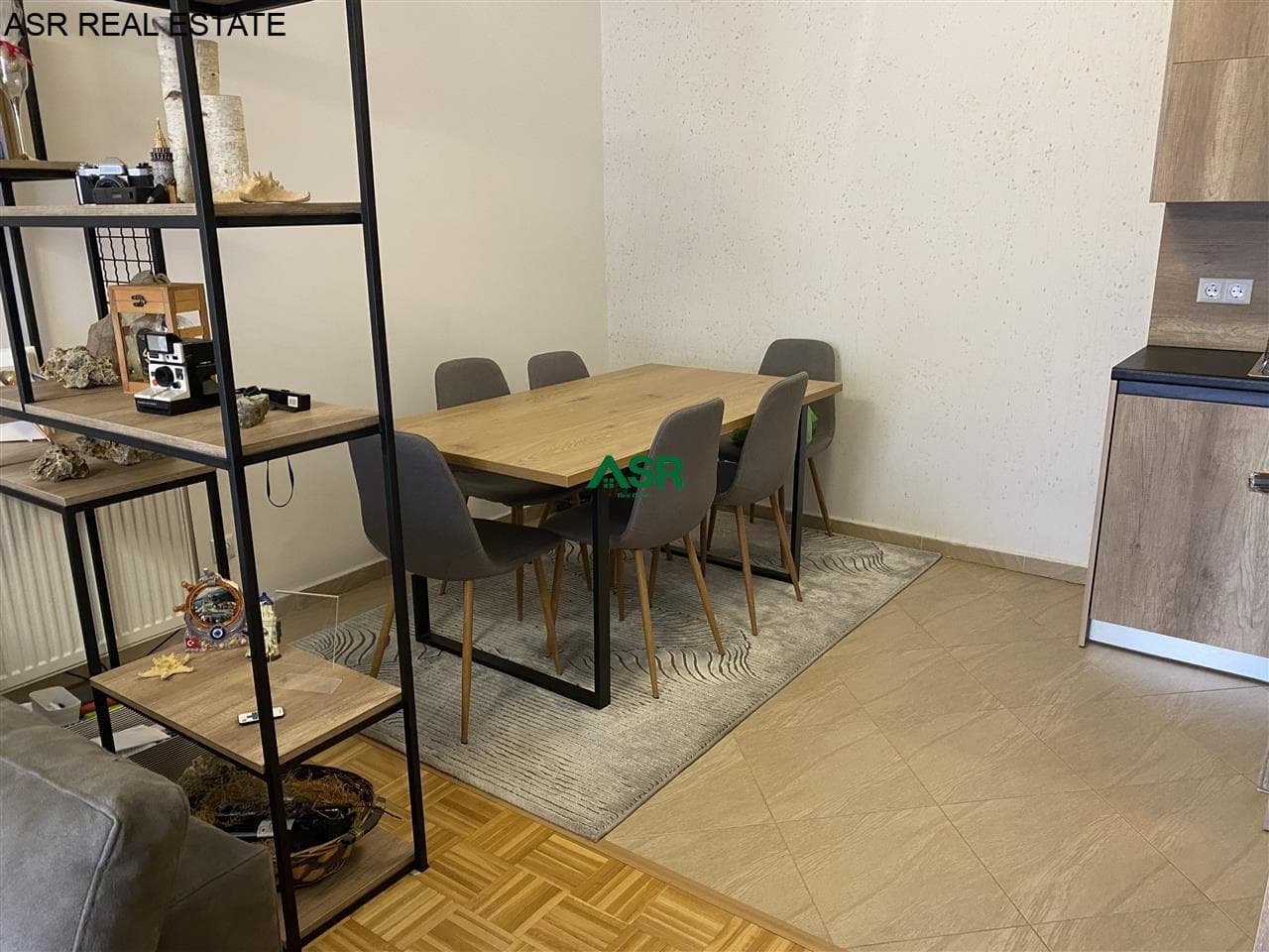 Ofrohet banesa me qira në lagjen e Spitalit, shumë afër Rruges B 3
