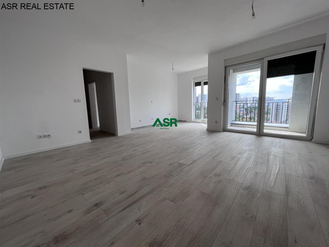 Lëshohet banesa me qira në lagjen Prishtina e re 4