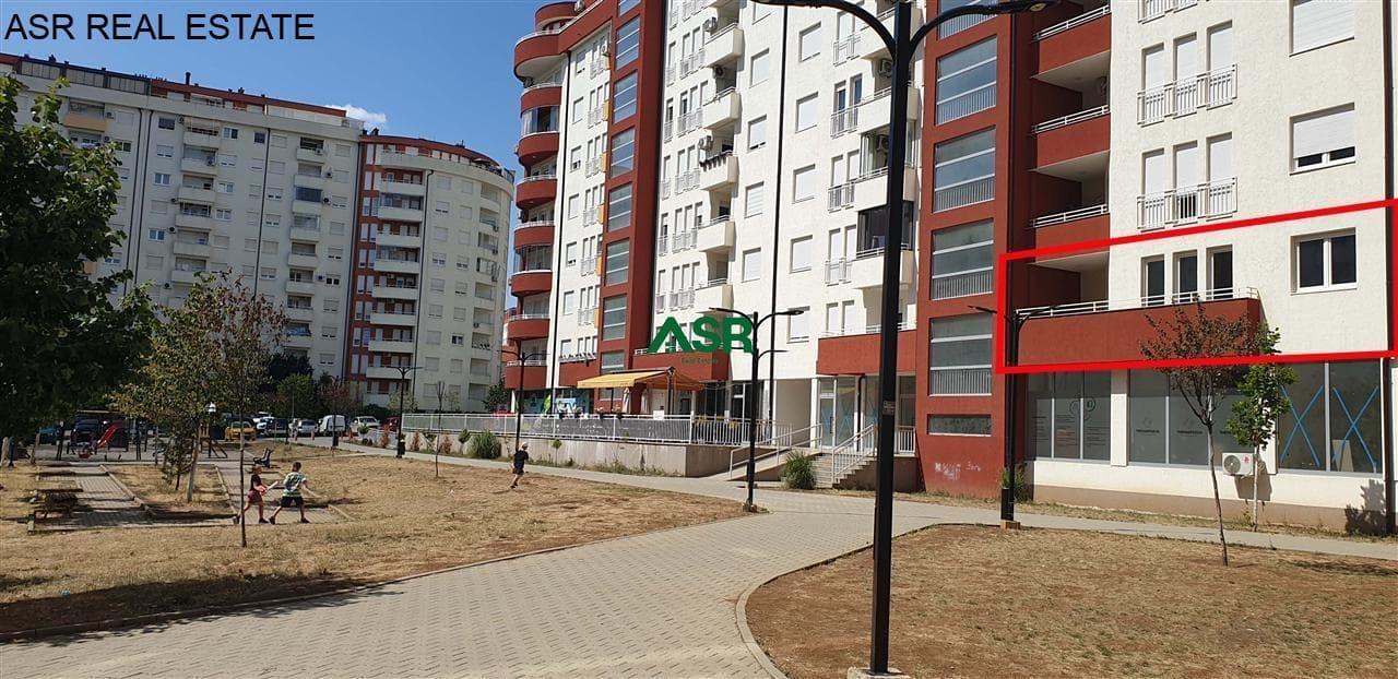 Banesë – Zyre me qira në rr.C