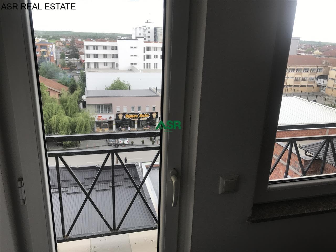 Lëshohet banesa me qera në Fushe Kosove 2