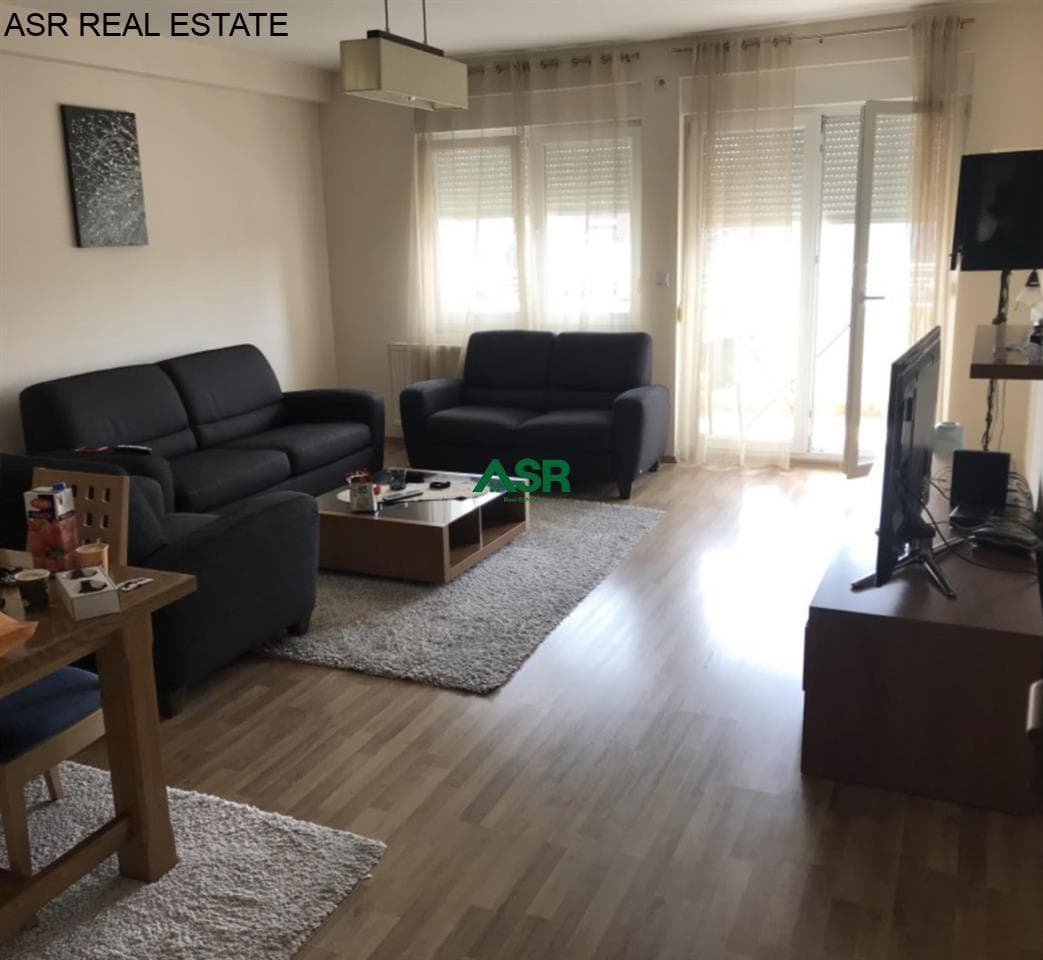 Ofrohet banesa me qira në lagjen Arberia, 3