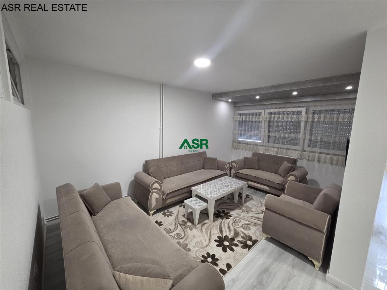 Banesë 103m2 me qira në lagjen Dardania
