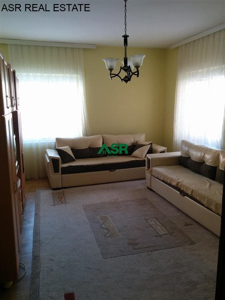 Lëshohet banesa me qera në lagjën Qender 4