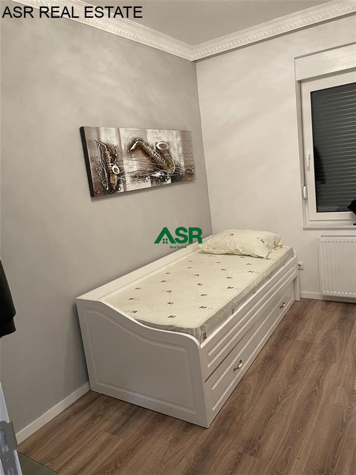 Lëshohet banesa luksoze me qira ne lagjen Arberia
