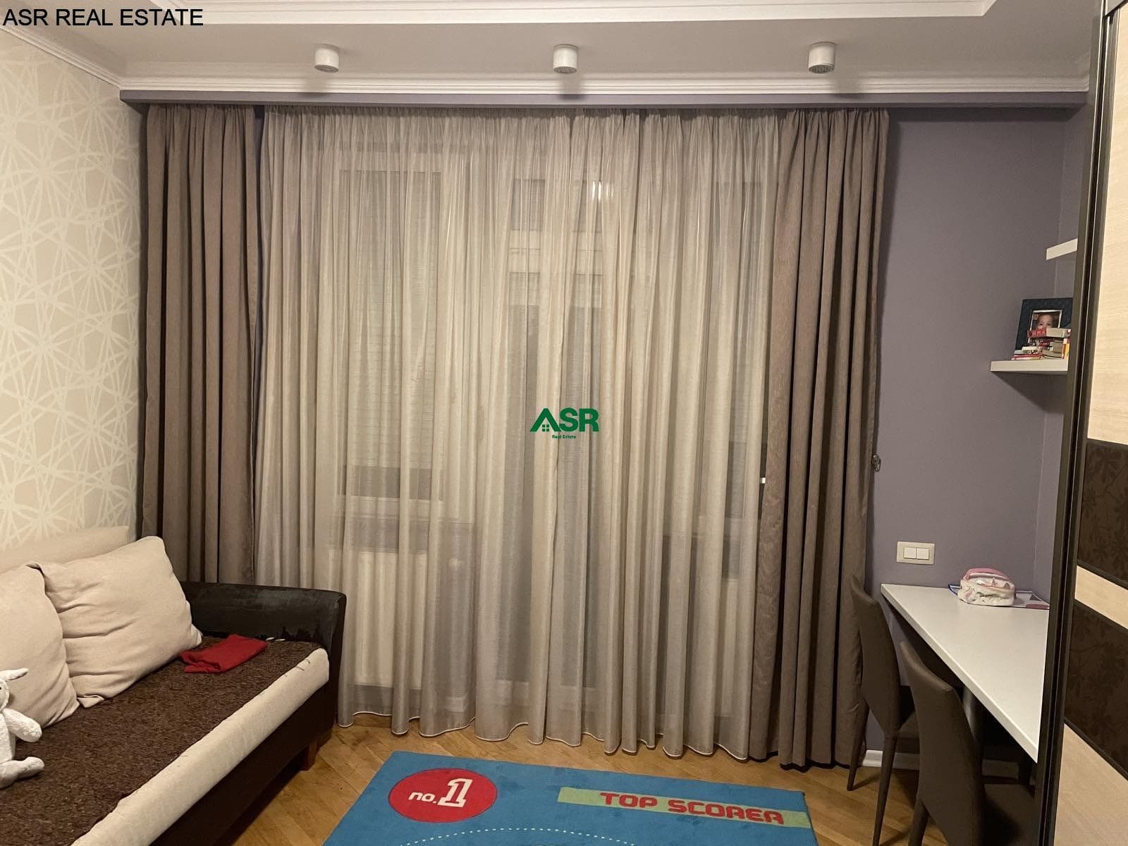 Lëshohet banesa me qera në lagjën Qendër
