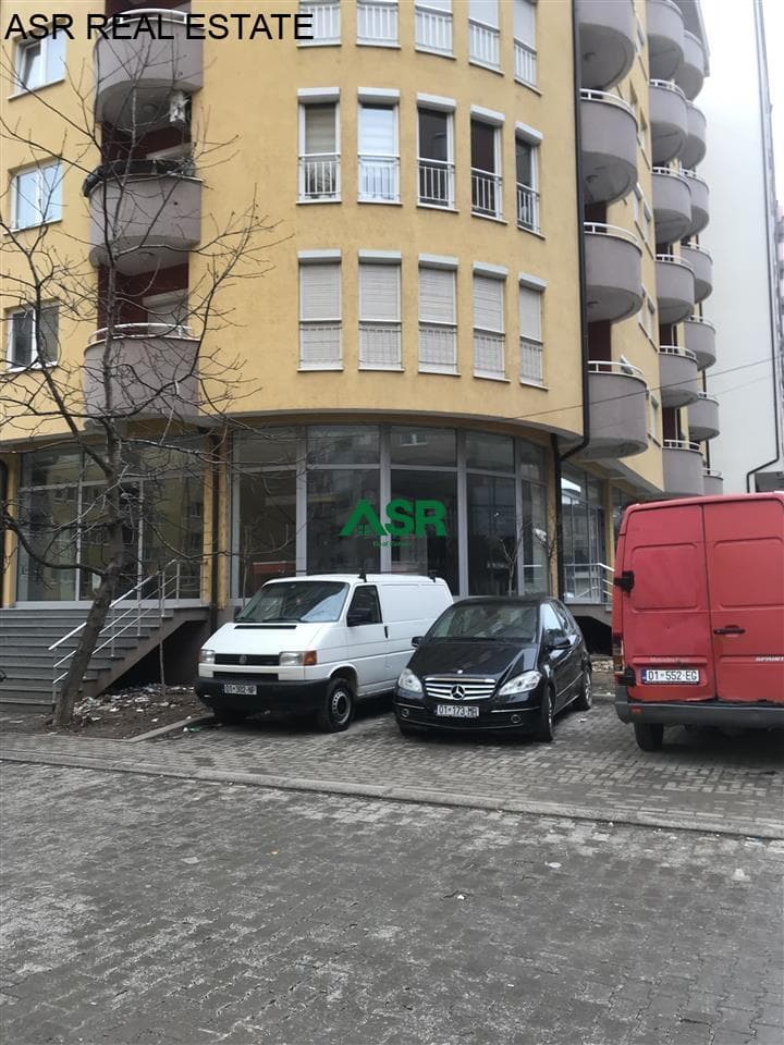Lëshohet lokali me qera në Fushe Kosove