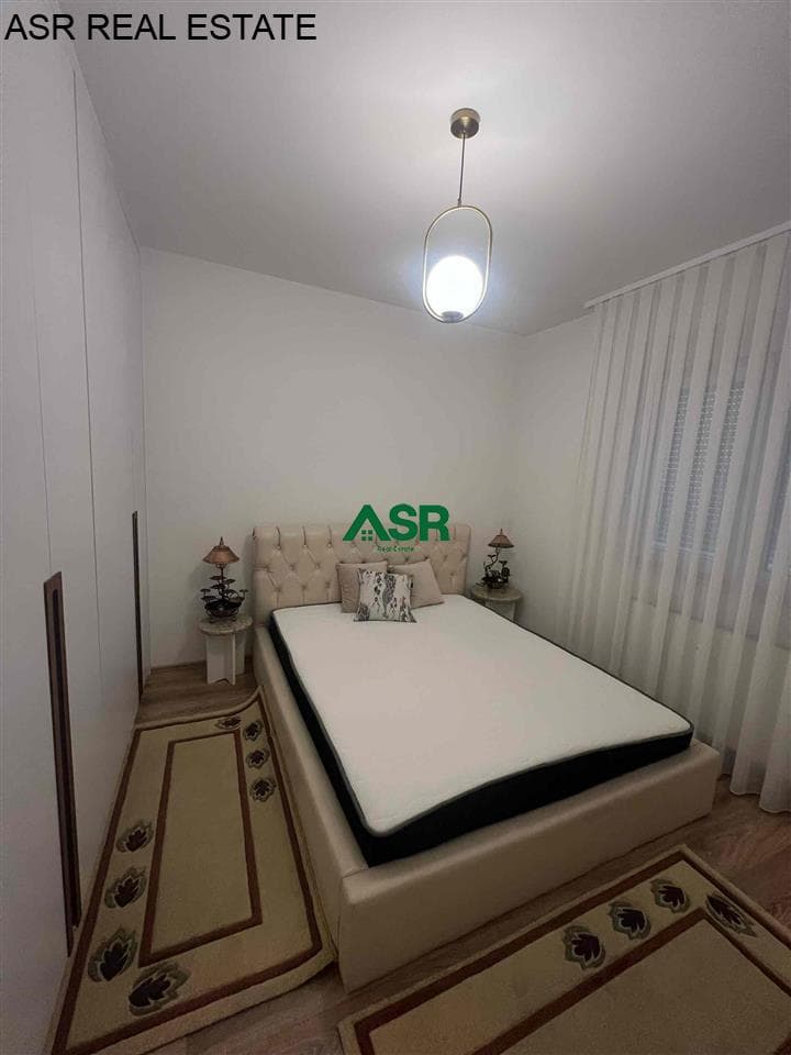 Ofrohet banesa me qira në lagjen e spitalit 4