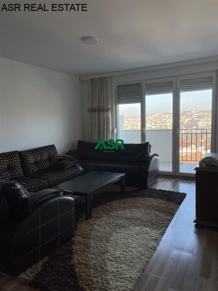 Banesë 62m2 me qira në lagjen Velania 3
