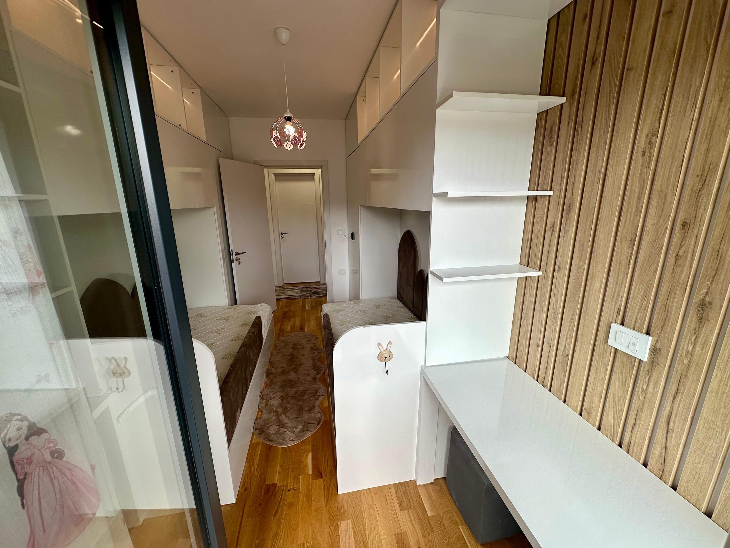 Banesë 80m2 me qira në rr.B 4