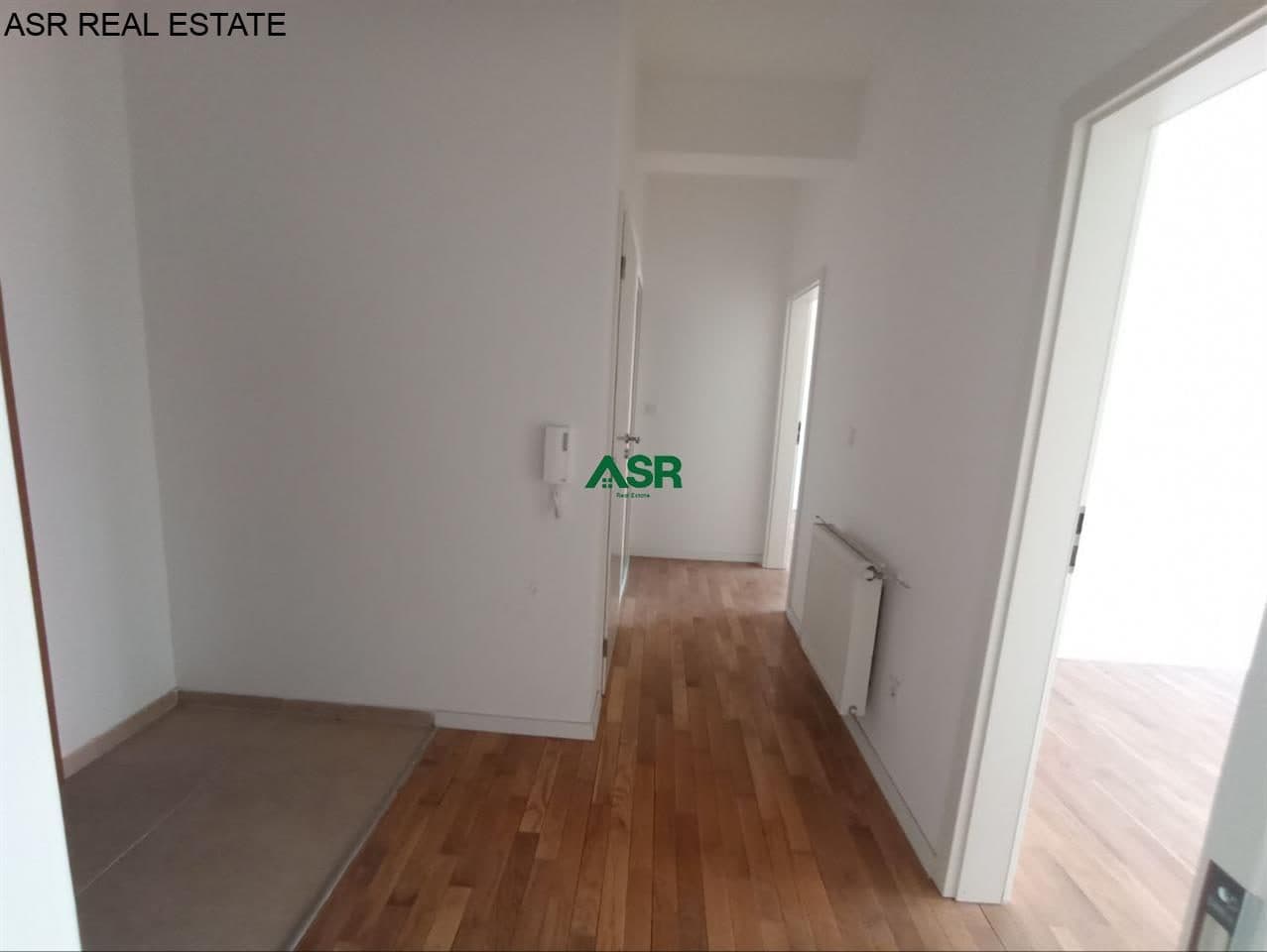 Lëshohet banesa me qira në lagjen Emshir 4