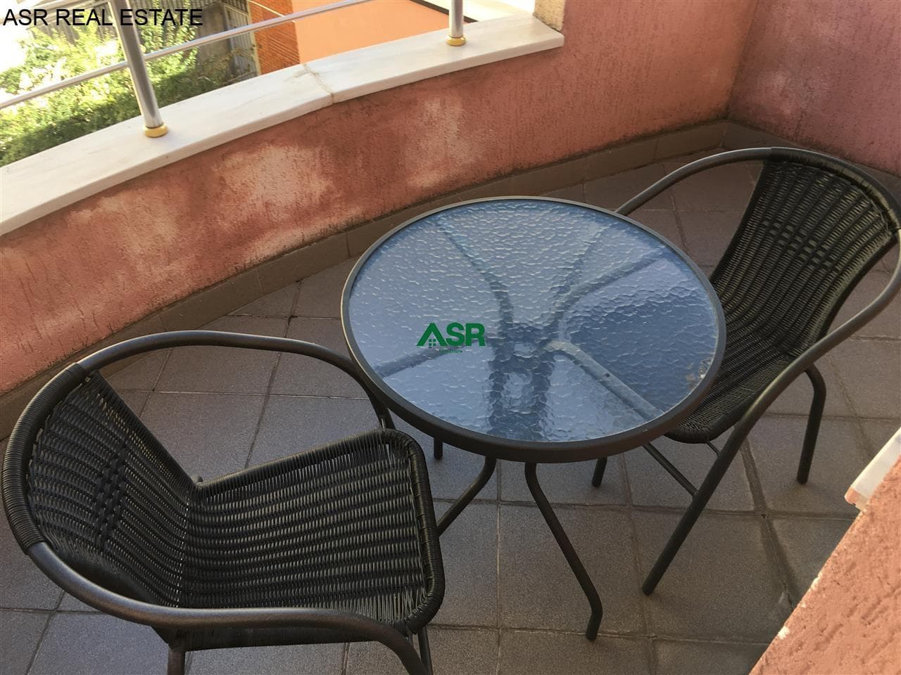 Lëshohet banesa me qira ne lagjen Bregu i diellit tek Salla 1 Tetori