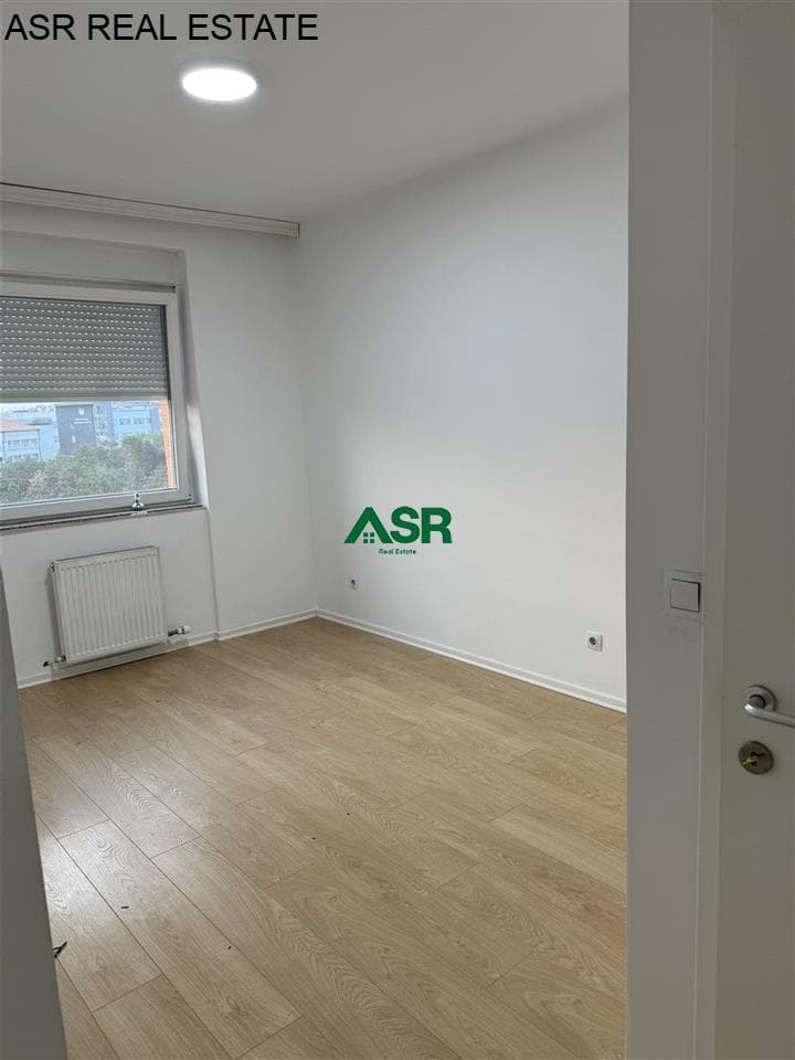 Ofrohet banesa me qira në lagjen Prishtina e re,