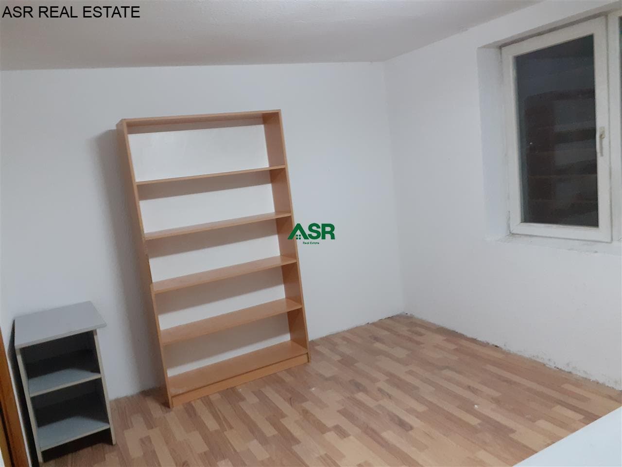 Lokal/ zyre 45 m2 me qira në lagjen Qafa 2