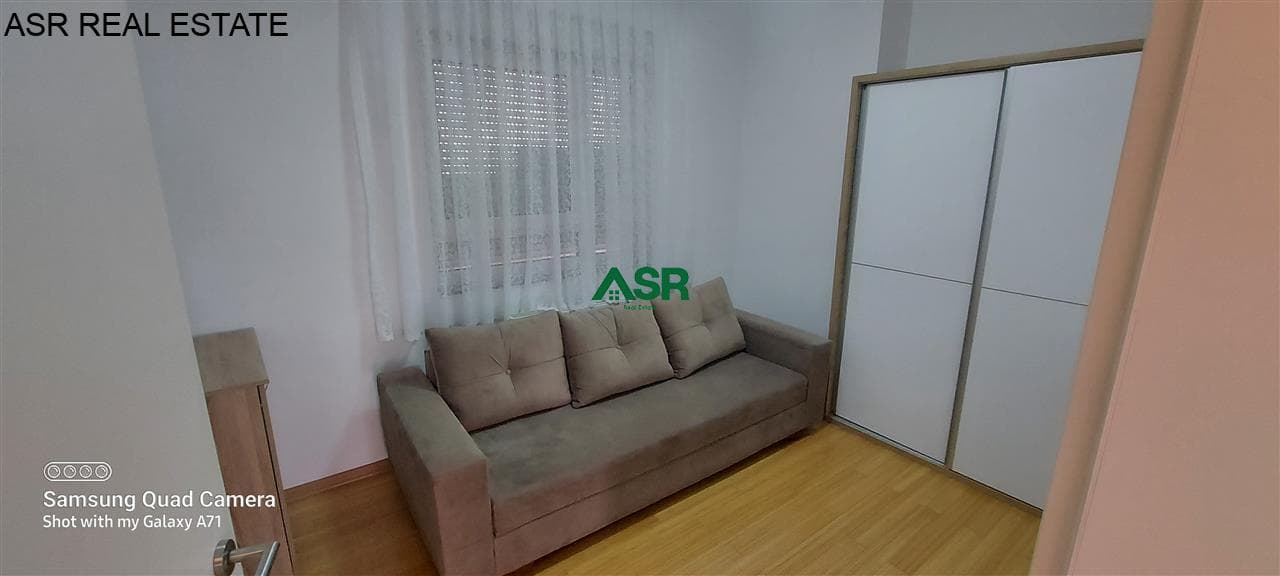 Lëshohet banesa me qira në lagjën Arberia 2