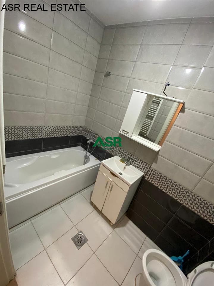 Banesë 42m2 me qira në lagjen e muhaxhereve 4