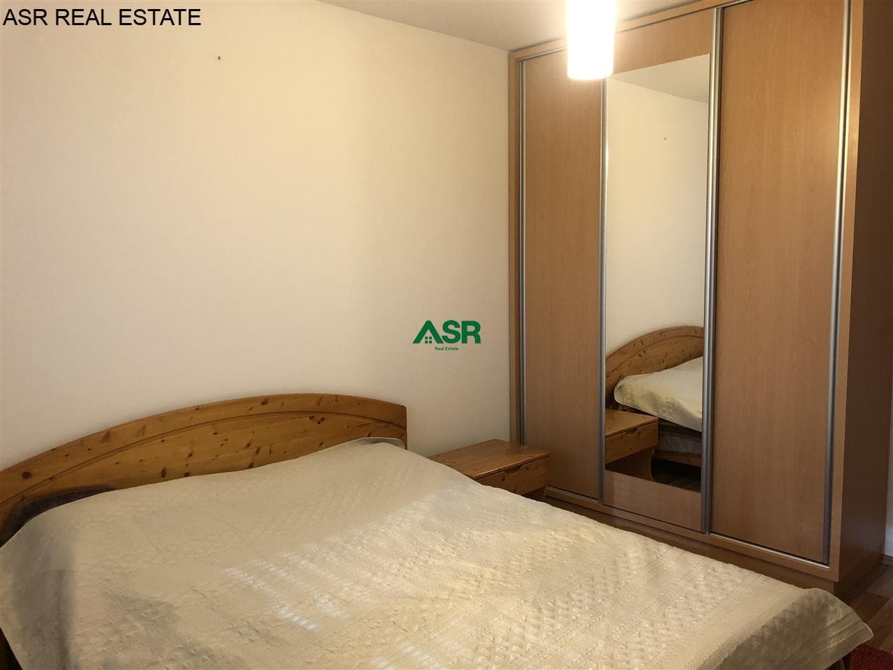 Banesë 95m2 me Qira në lagjen rruga B. 4