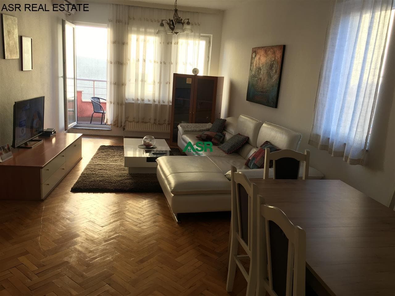 Lëshohet banesa me qira ne lagjen Bregu i diellit tek Salla 1 Tetori 3
