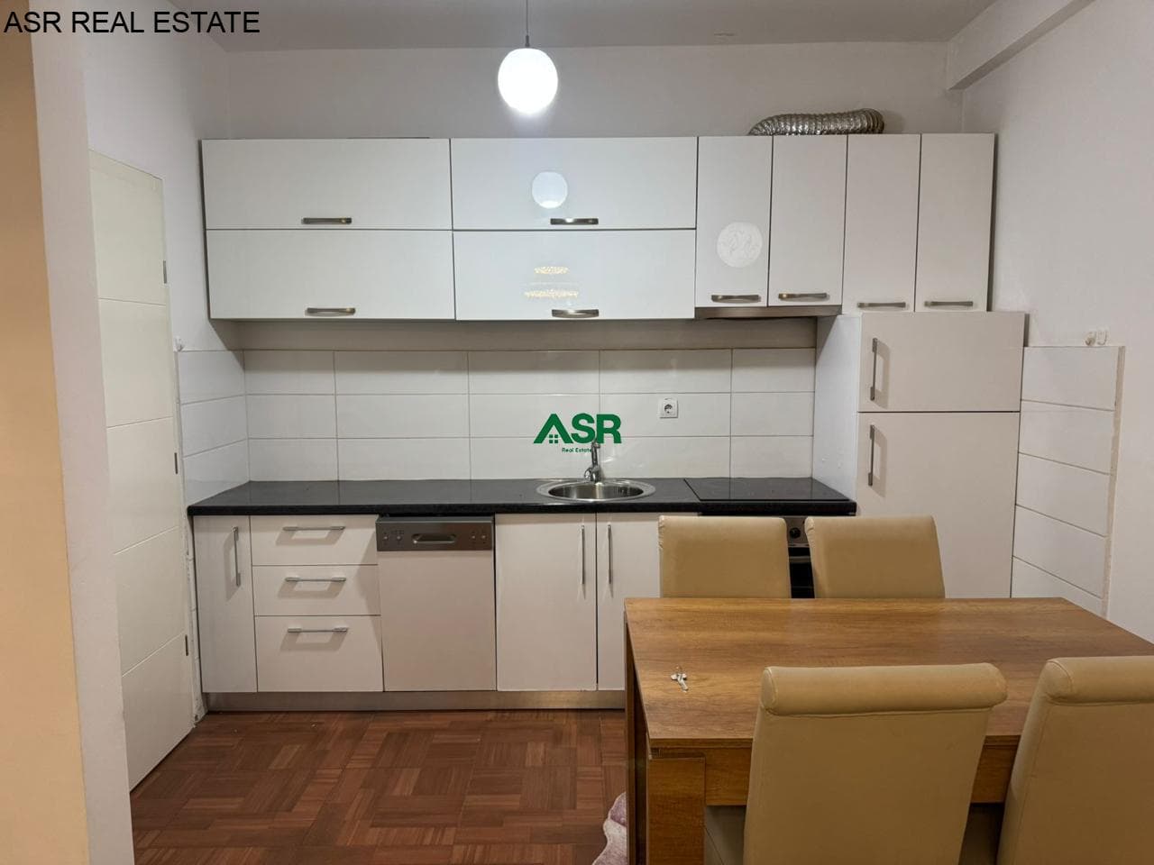 Banesë me qira në rr.B 4