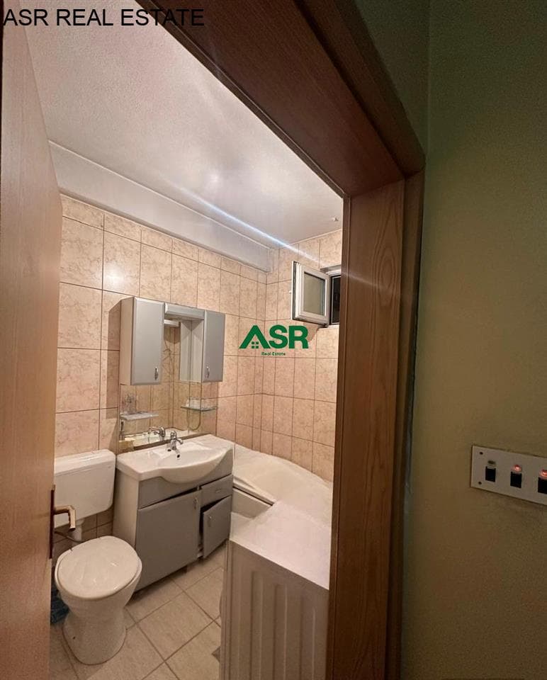 Banesë 100m2 me qira në lagjen Aktash 3