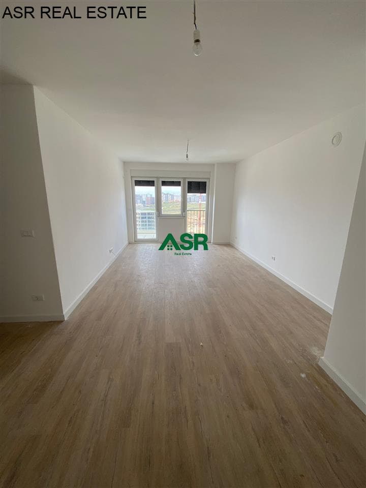 Banesë 103m2 me qira në lagjen Kodrina, rruga C 4