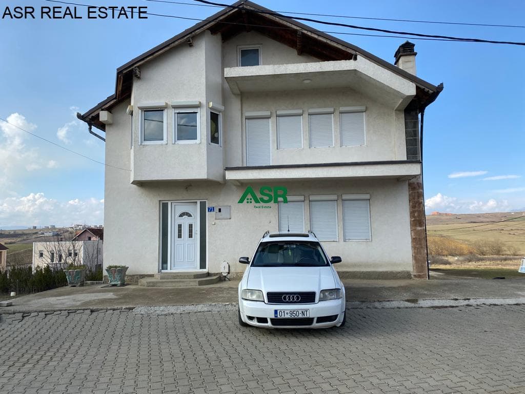 Shitet Shtepia në lagjën Arberia (Dragodan) 4