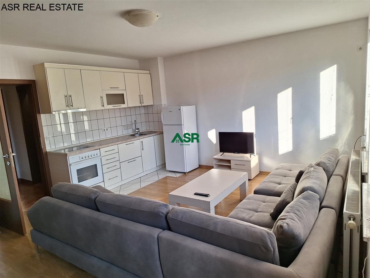 Lëshohet banesa duplex me qira në lagjen 4 llulla