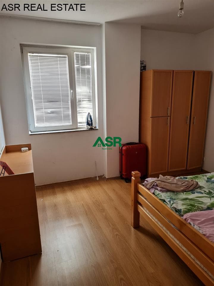 Lëshohet banesa me qira në lagjën Emshir 2