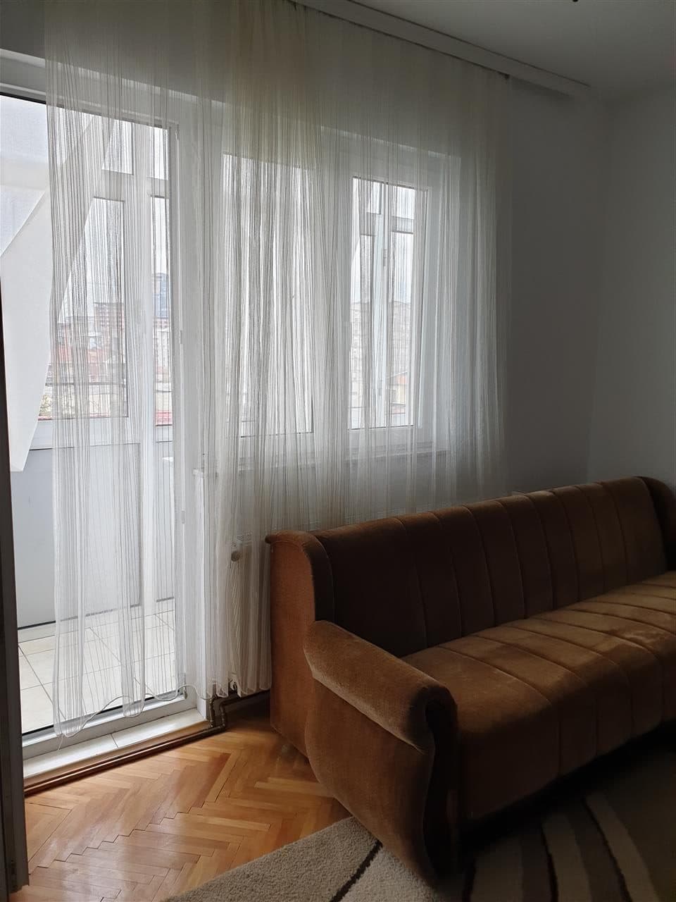 Lëshohet banesa me qira në lagjën Dardania ne Prishtine