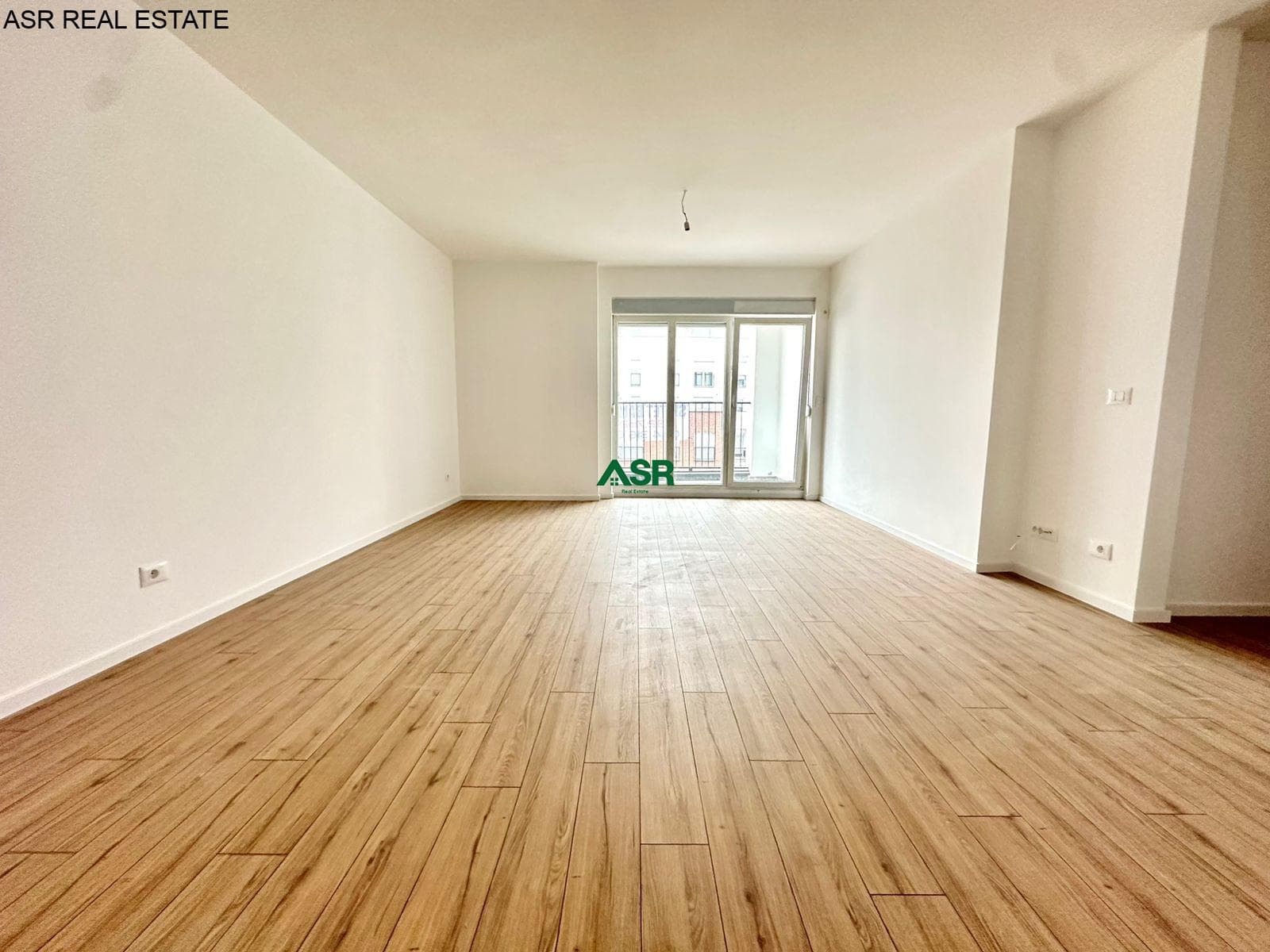 Ofrohet për #shitje Banesë 92.6 m² në lagjen Bregu i Diellit