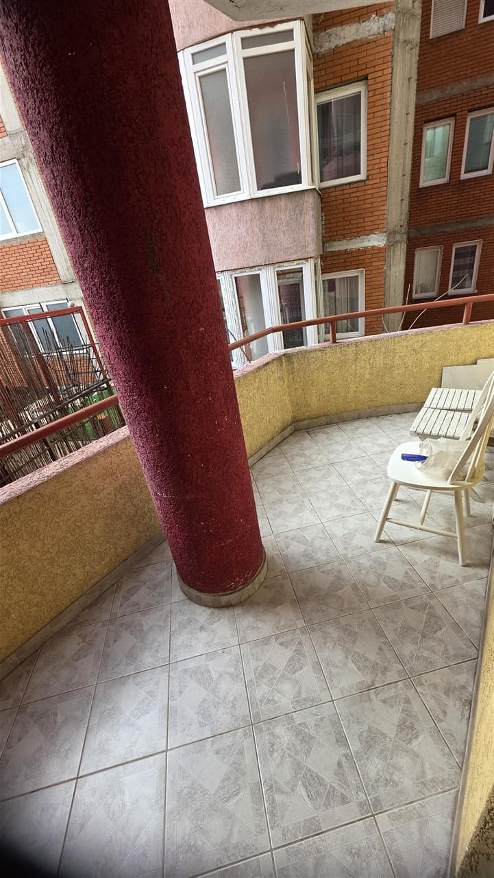 Banesë 83m2 me qira në në lagjen Dodona 2