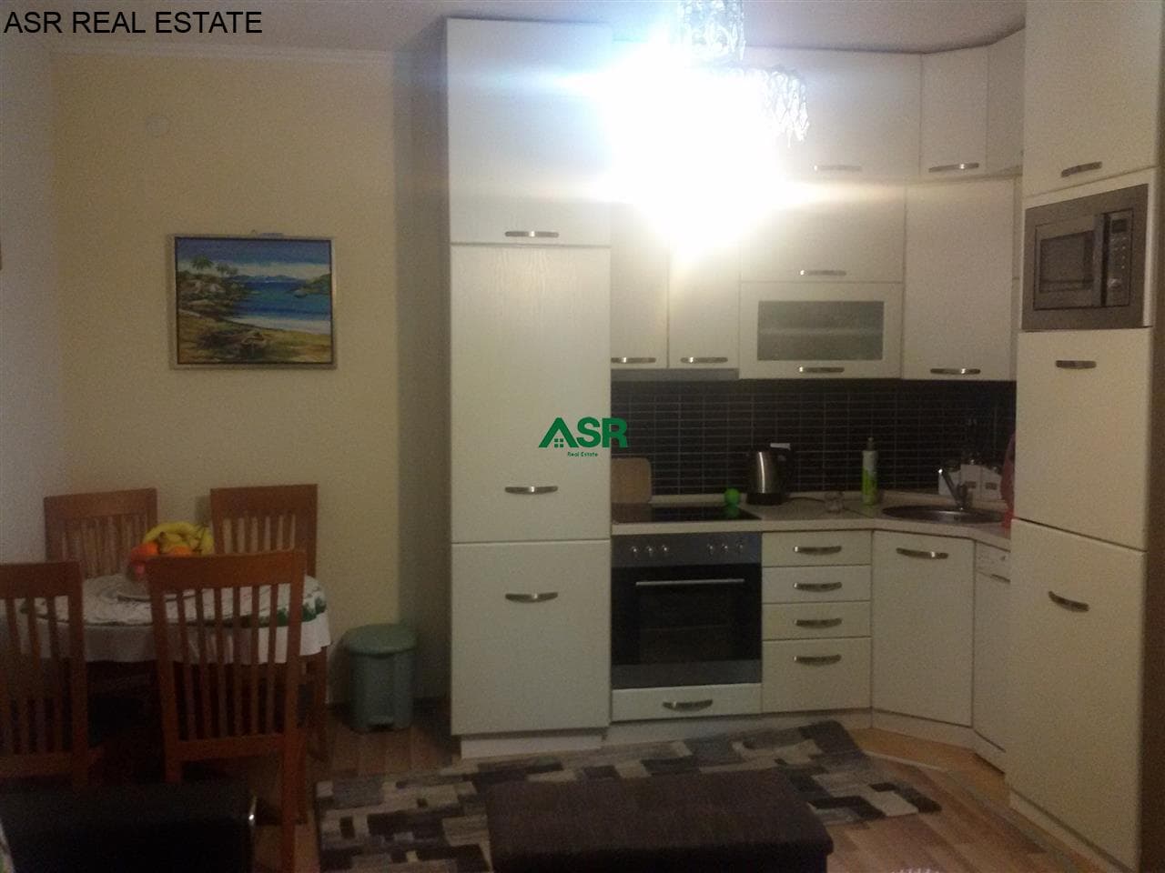 Shitet banesa në lagjën Qender, afer Hotel Grand