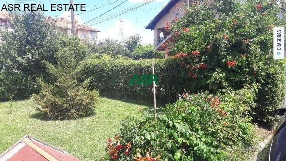 Lëshohet shtepia me qira në lagjën Arberia 3