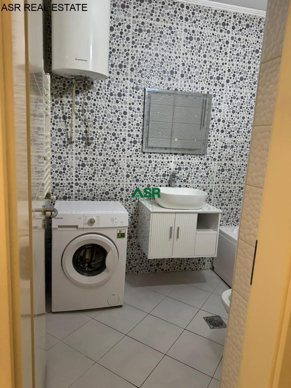Banesë me qira në rr.B 3