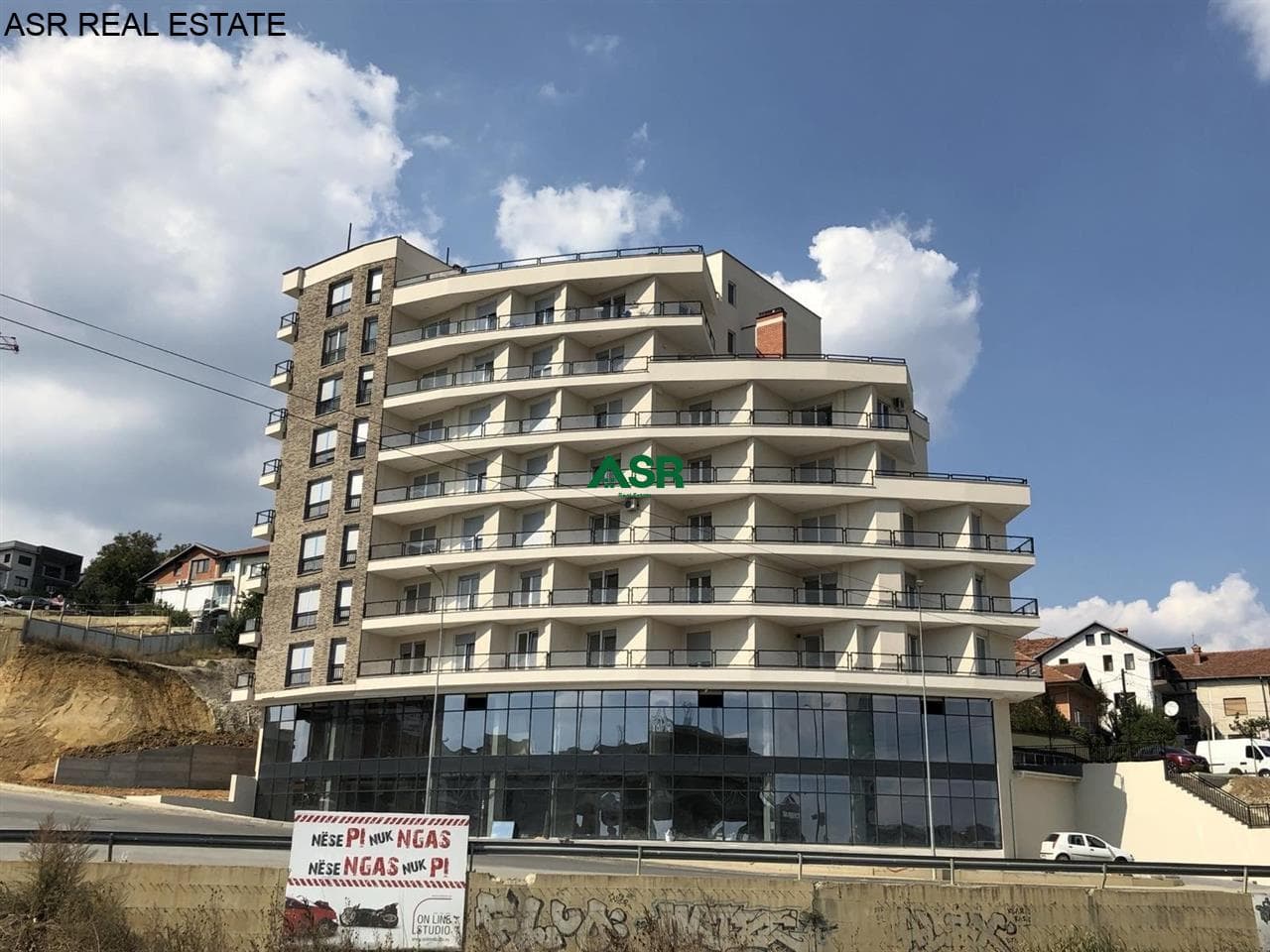Ofrohet per shitje banesa ne lagjen Arberia (Dragodan) 3