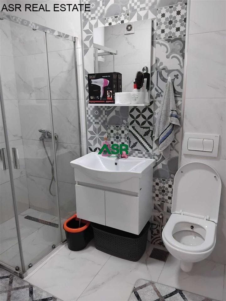 : Banesë 65m2 me qira në lagjen Arberia 3