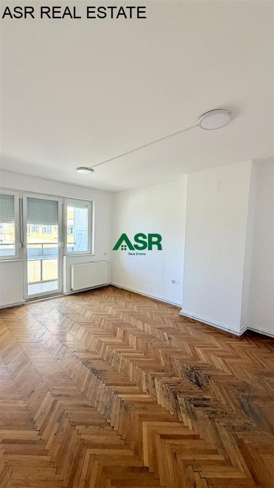 Banesë-Zyre 60m2 me qira në lagjen qender 4