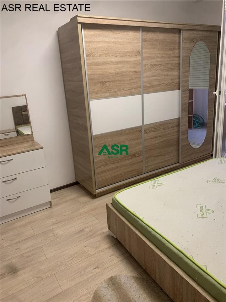 Ofrohet banesa me qira në lagje rruga B, 3