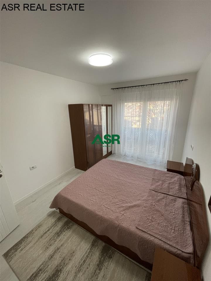 Banesë 70m2 me qira në lagjen Tophane 4