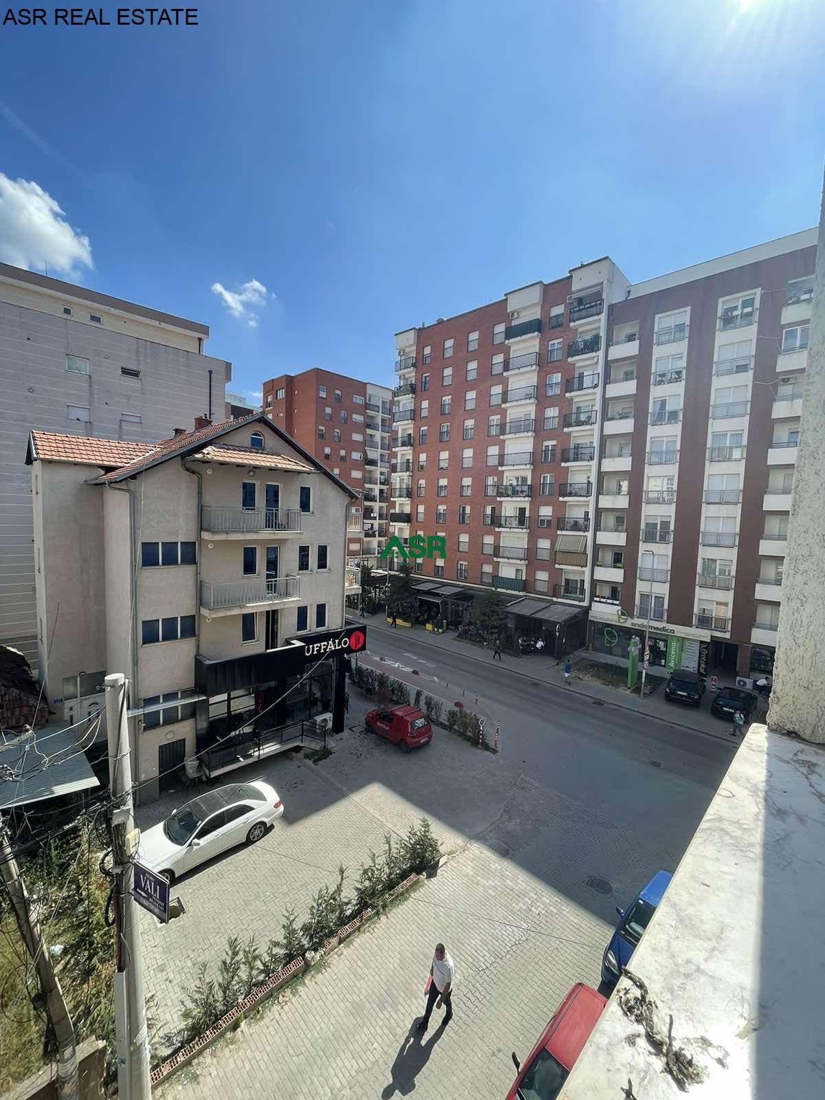 Lëshohet banesa me qira në lagjën e spitalit rr.Muharrem Fejza