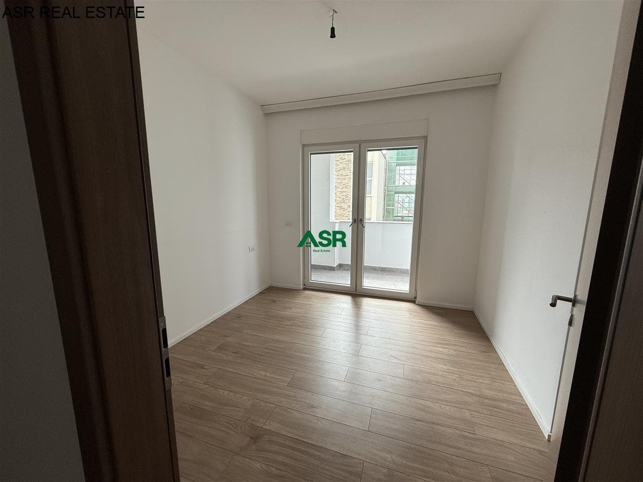 Banesë 76m2 me qira në qender 4