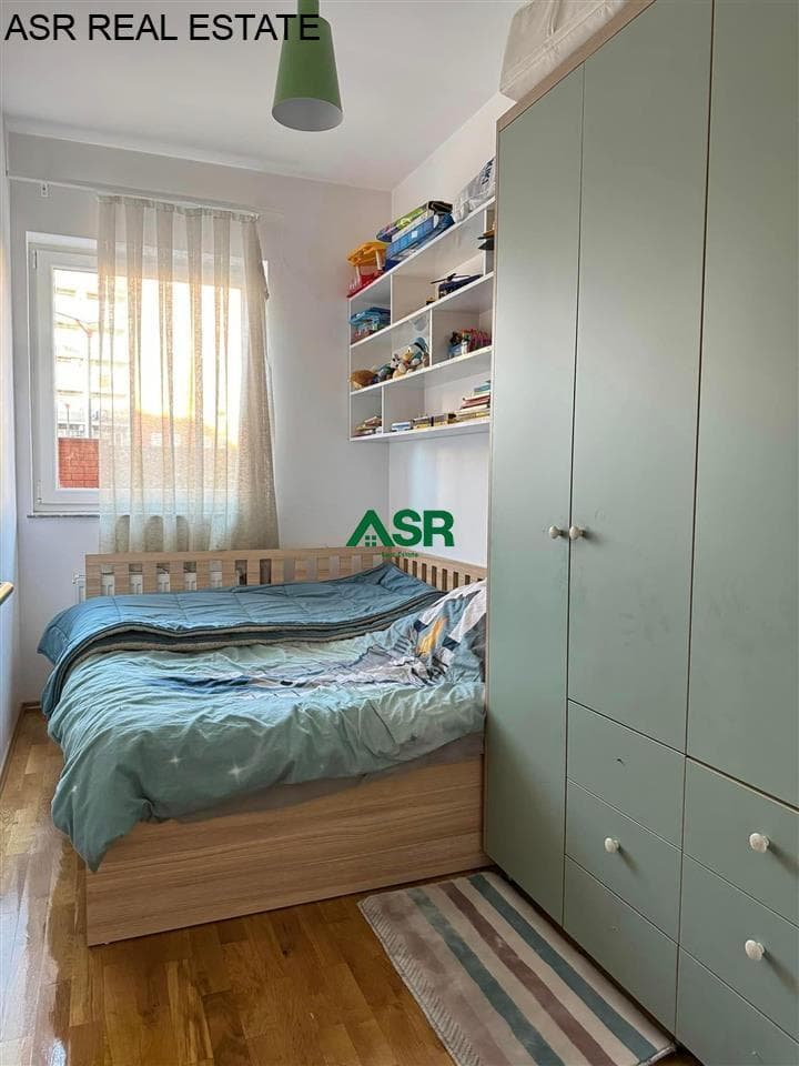 Ofrohet banesa ne shitje në lagjen Emshir (Kalabri). 3