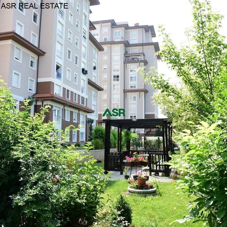 Banesë 93m2 ne shitje në lagjen Emshir tek Prishtina Stars 4