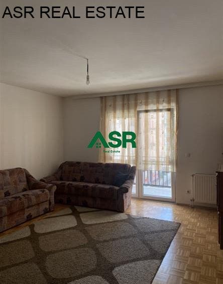 Ofrohet banesa me qira në lagjen e spitalit 4