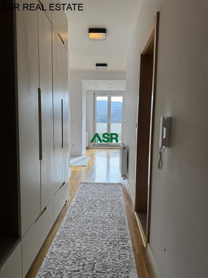 Banesë penthouse 134m2 me qira në lagjen e spitalit 2