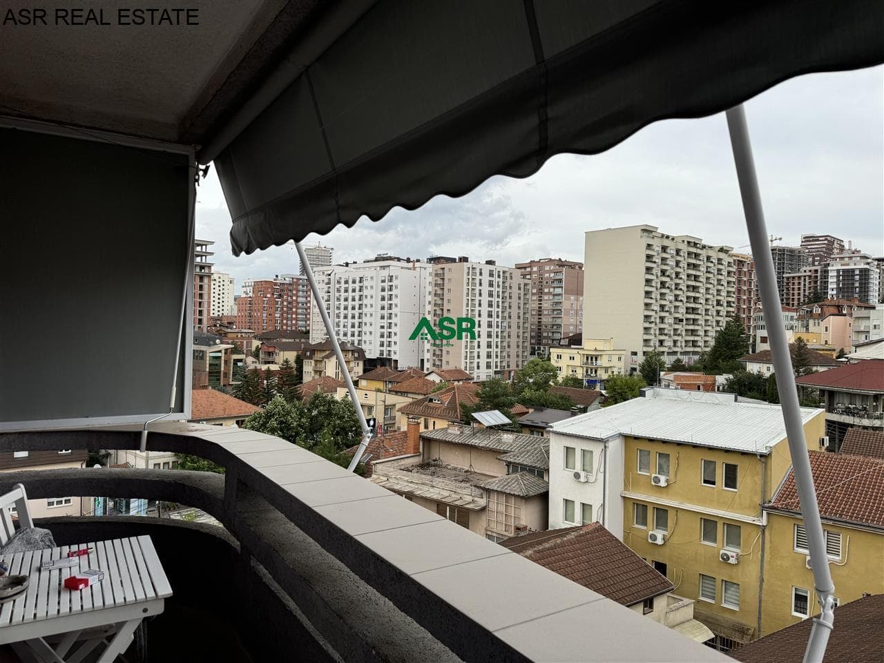 Ofrohet banesa me qira në lagjen Aktash 4