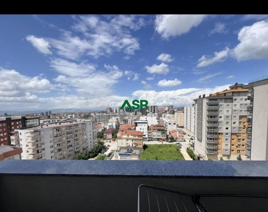 Ofrohet banesa me qira prapa rruges B, 4