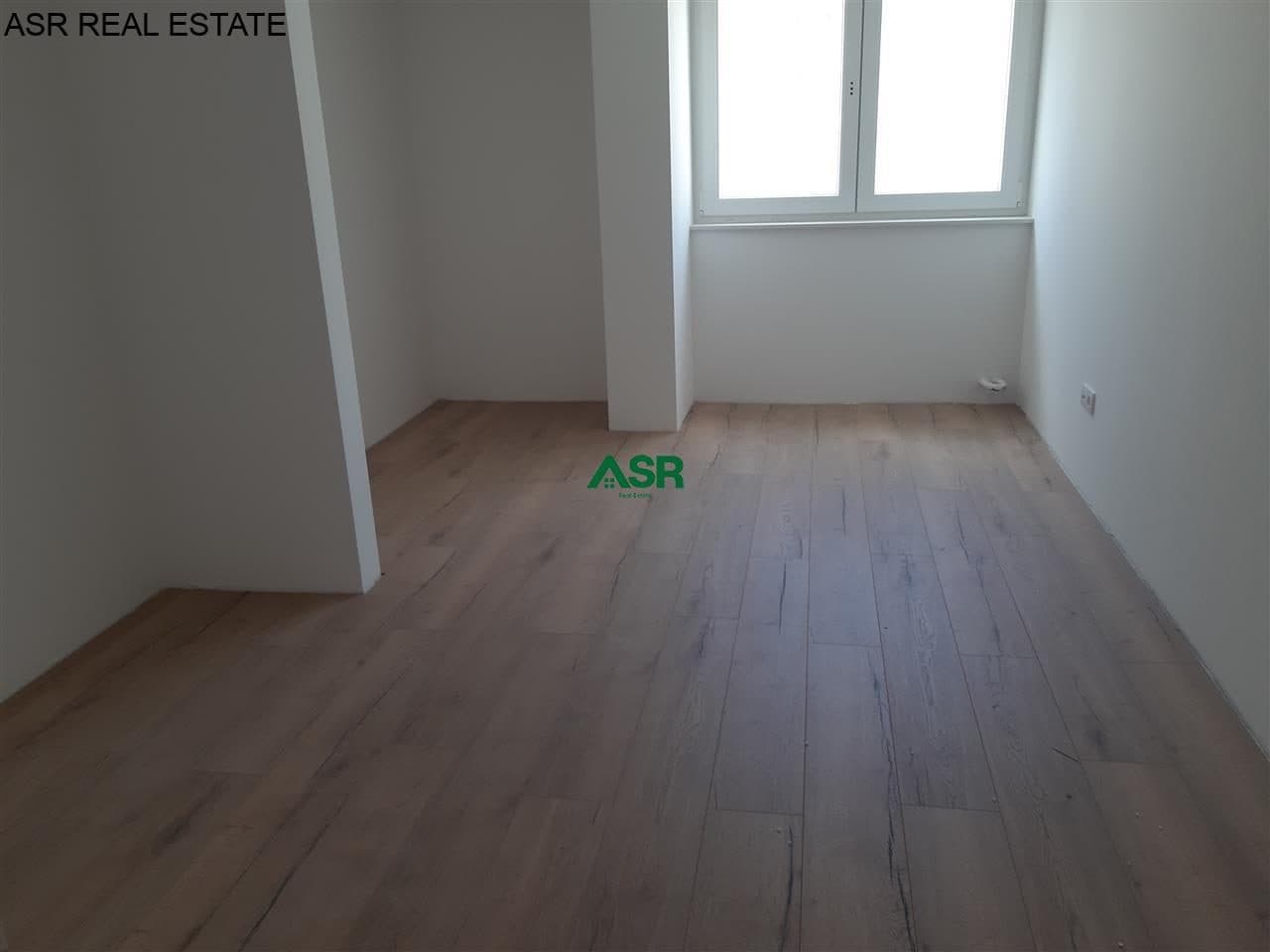 Shitet banesa në rrugen B 4