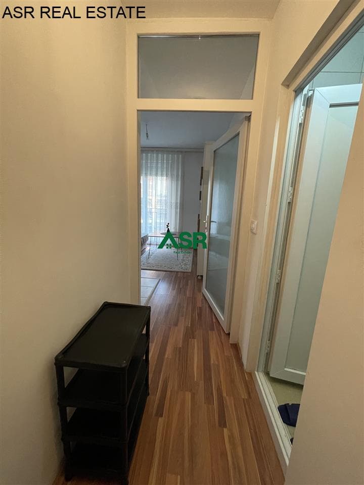 Banesë 20m2 me qira në lagjen e spitalit 2