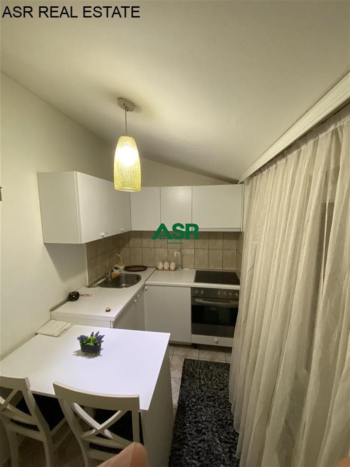 Lëshohet banesa me qira në lagjen Qender, te parku i qytetit 2
