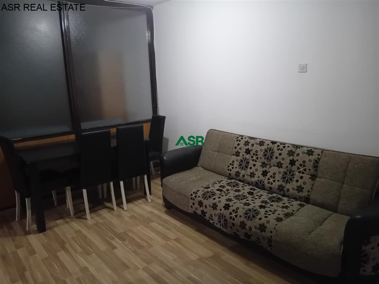 Ofrohet banesa me qira në lagjen bregu i diellit,
